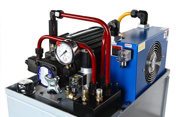 CH140806:CNC Gear Hobbing Machine